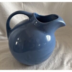 Vintage Hall USA Pottery MCM Ice Lipped Ceramic Round Ball Pitcher Sky Blue 633